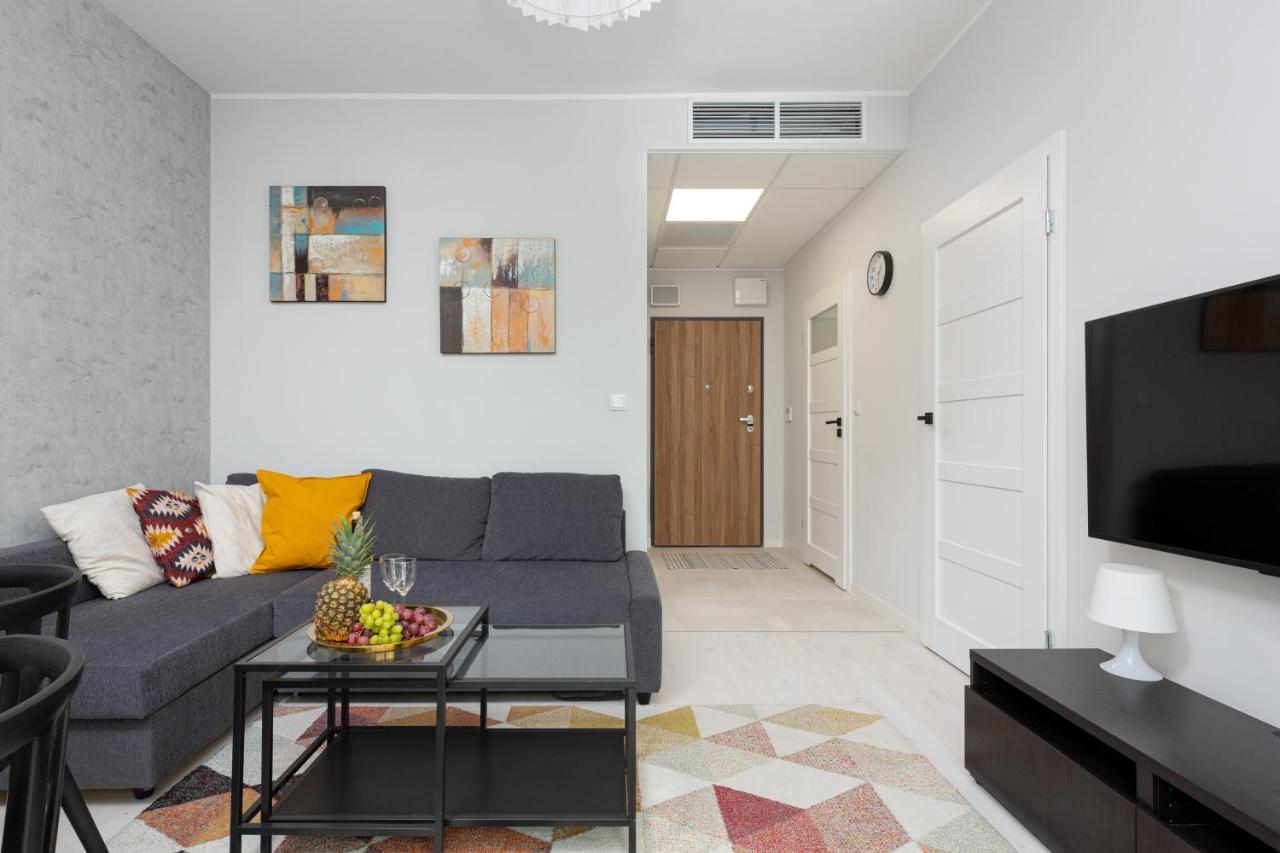 Business Center Apartments Warsaw Wola By Noclegi Renters Екстериор снимка