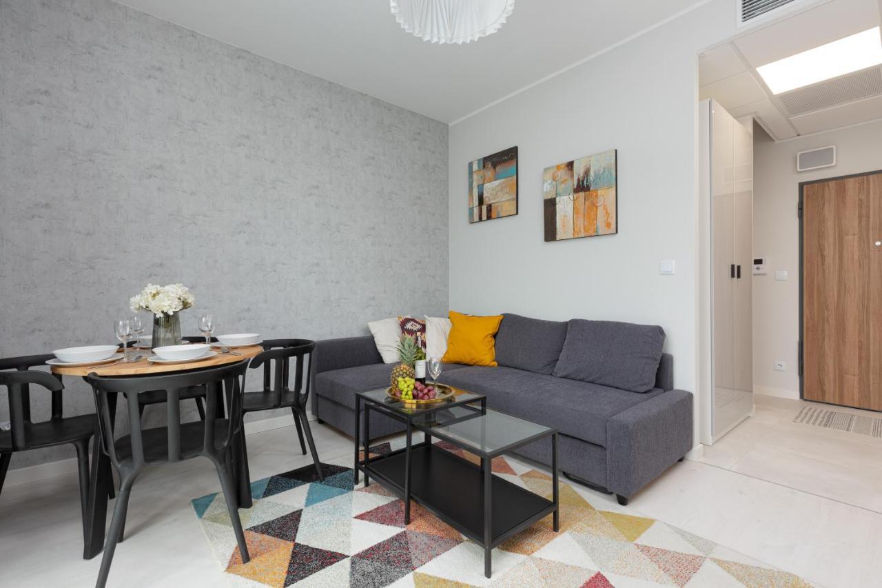 Business Center Apartments Warsaw Wola By Noclegi Renters Екстериор снимка